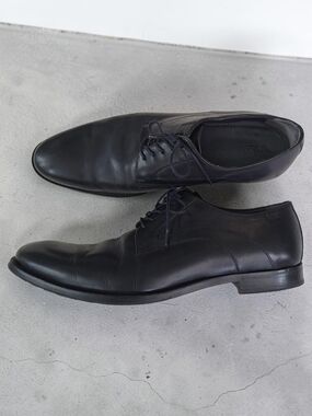 Hugo Boss Men's Classic Black Leather Derby Shoes - Size 9.5